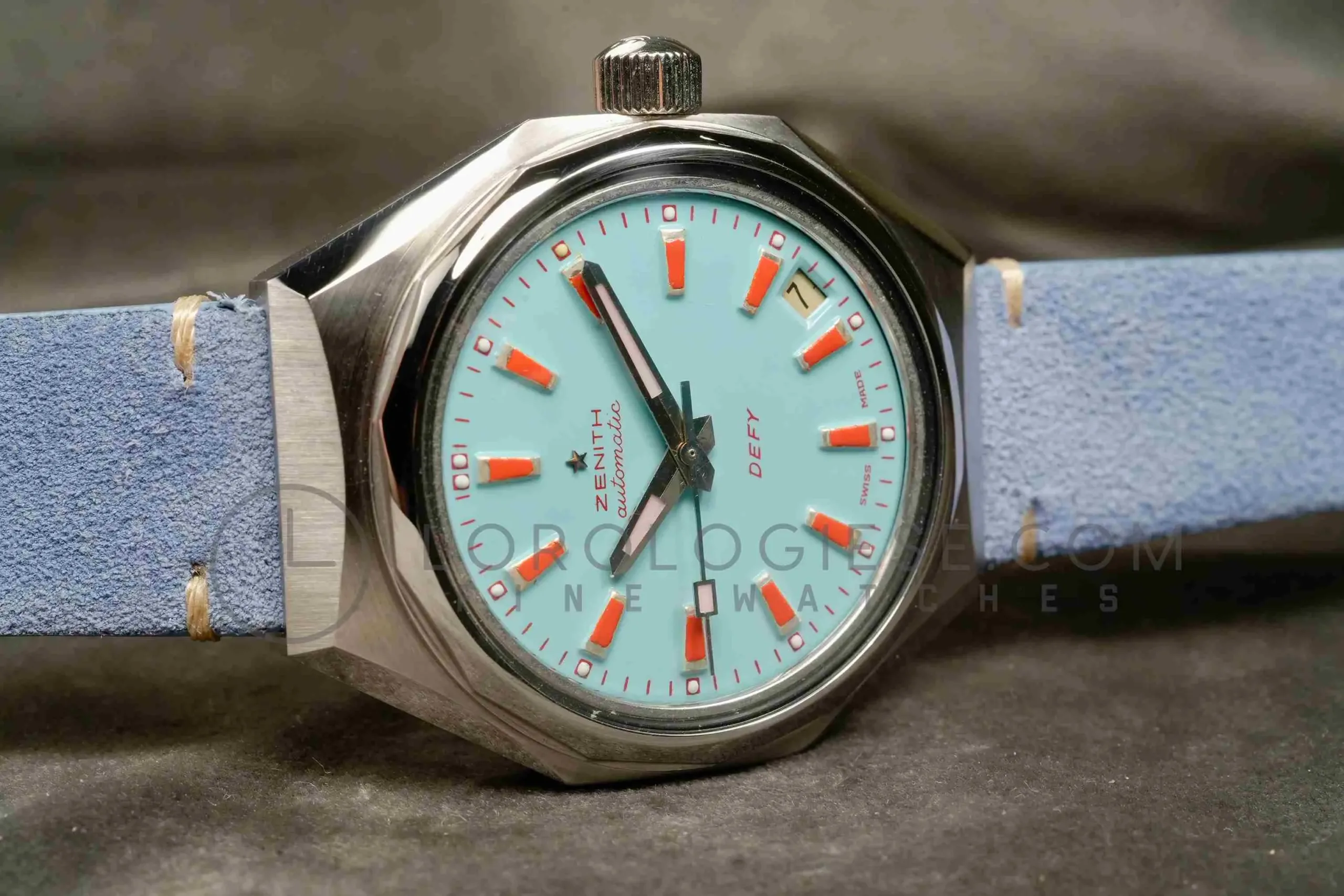 ZENITH DEFY A3642 AA TIFFANY 2552PC 10_2_11zon_10_11zon