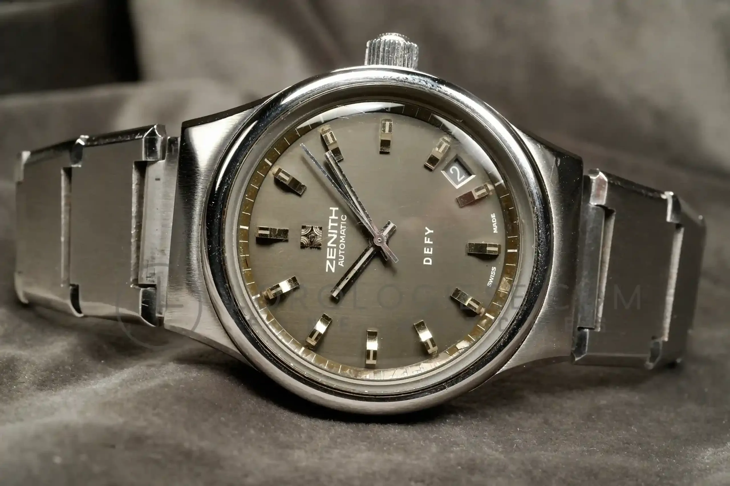 ZENITH DEFY 01-0360-380 AA GRY 2572PC 11_1_11zon_12_11zon