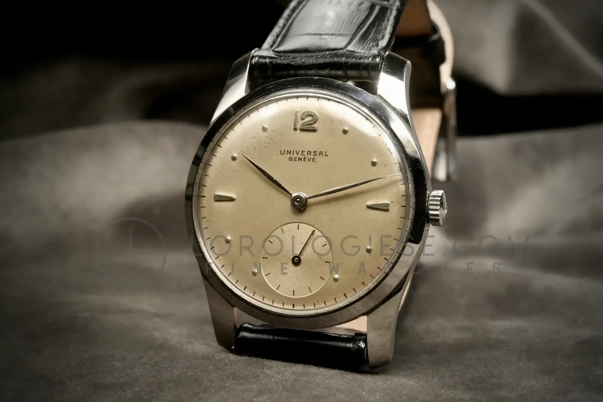 UNIVERSAL GENEVE CLASSIC 212204 AP SLV 128 3_4_11zon_4_11zon