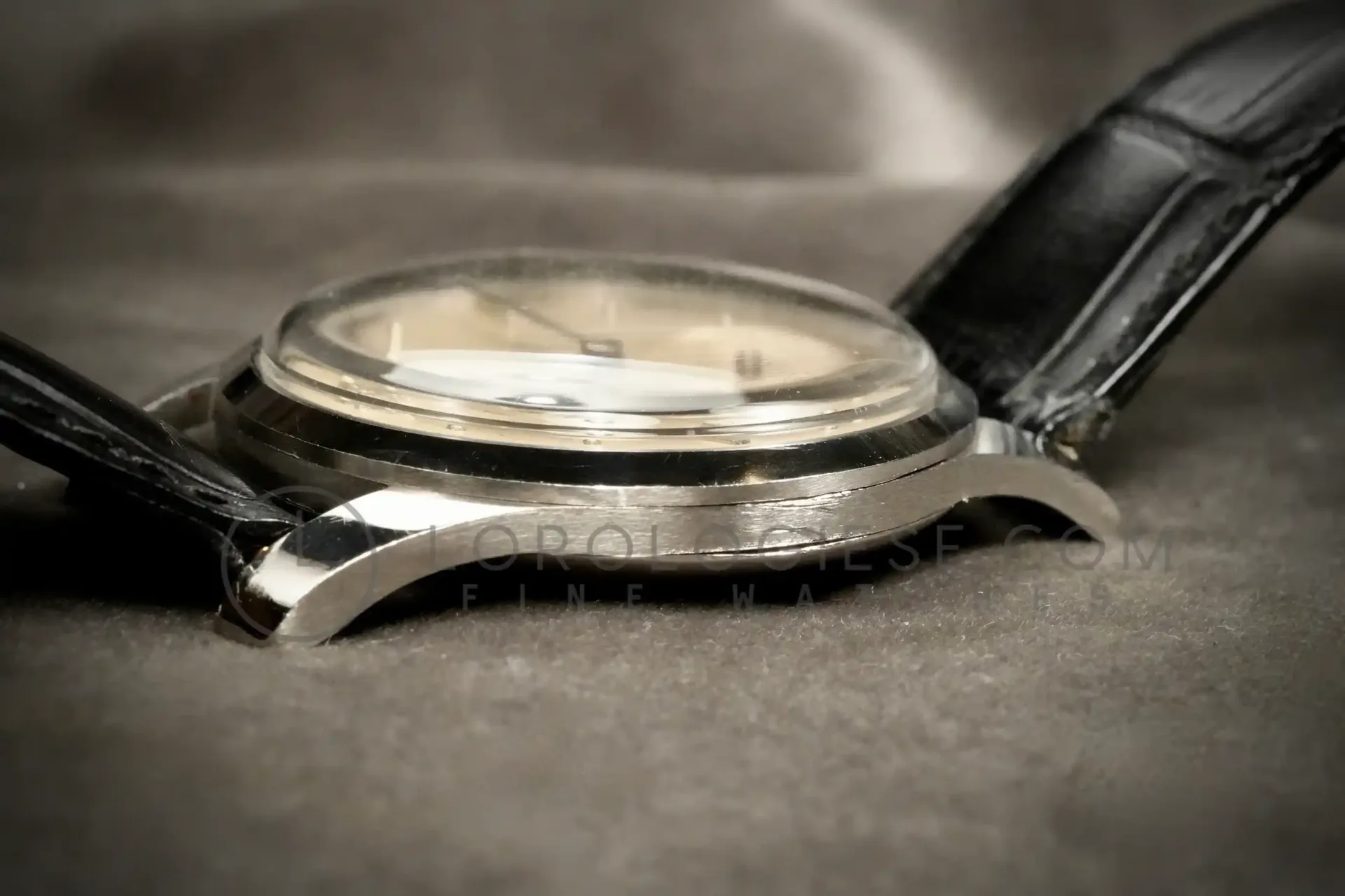 UNIVERSAL GENEVE CLASSIC 212204 AP SLV 128 8_9_11zon_9_11zon