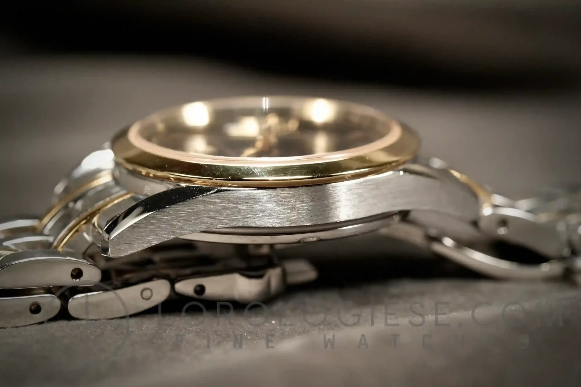 UNIVERSAL GENEVE AUTOMATIC 271.971 AOAO BLK UG71 9_9_11zon_9_11zon