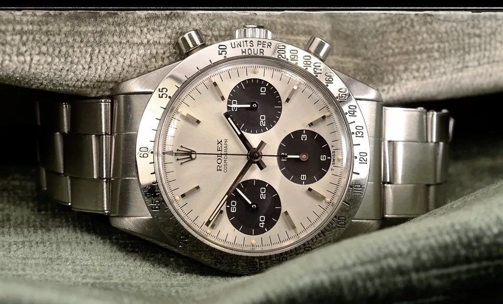 A Rolex Cosmograph Daytona Ref. 6239