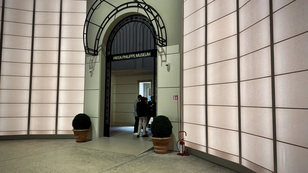 Patek Philippe Watch Art in Milan: The Best of the Vintage Best